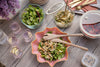 Sommersalat auf der Terrasse